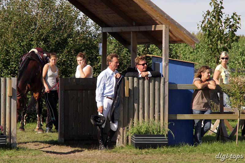 20080831_161200_0302