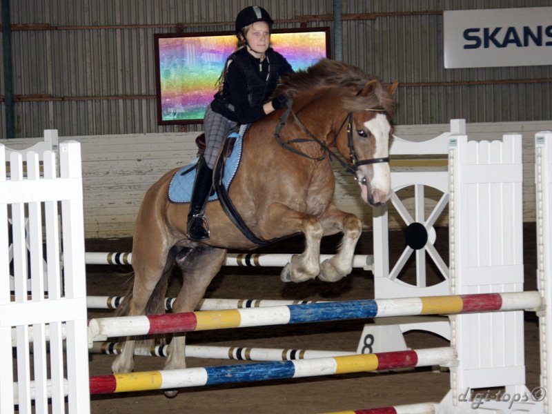 20100513_140308_0309 Amanda Gustafsson Red Bull